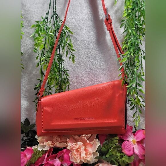 NWT French Connection Layla Shoulder Bag - Picture 4 of 13